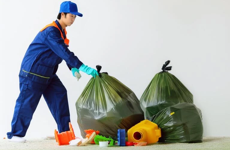 無料で簡単！あなたの不用品、今すぐ回収します！